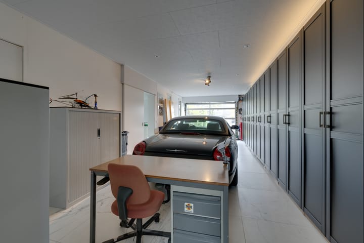 Foto 52 van Rustenburgerweg 57