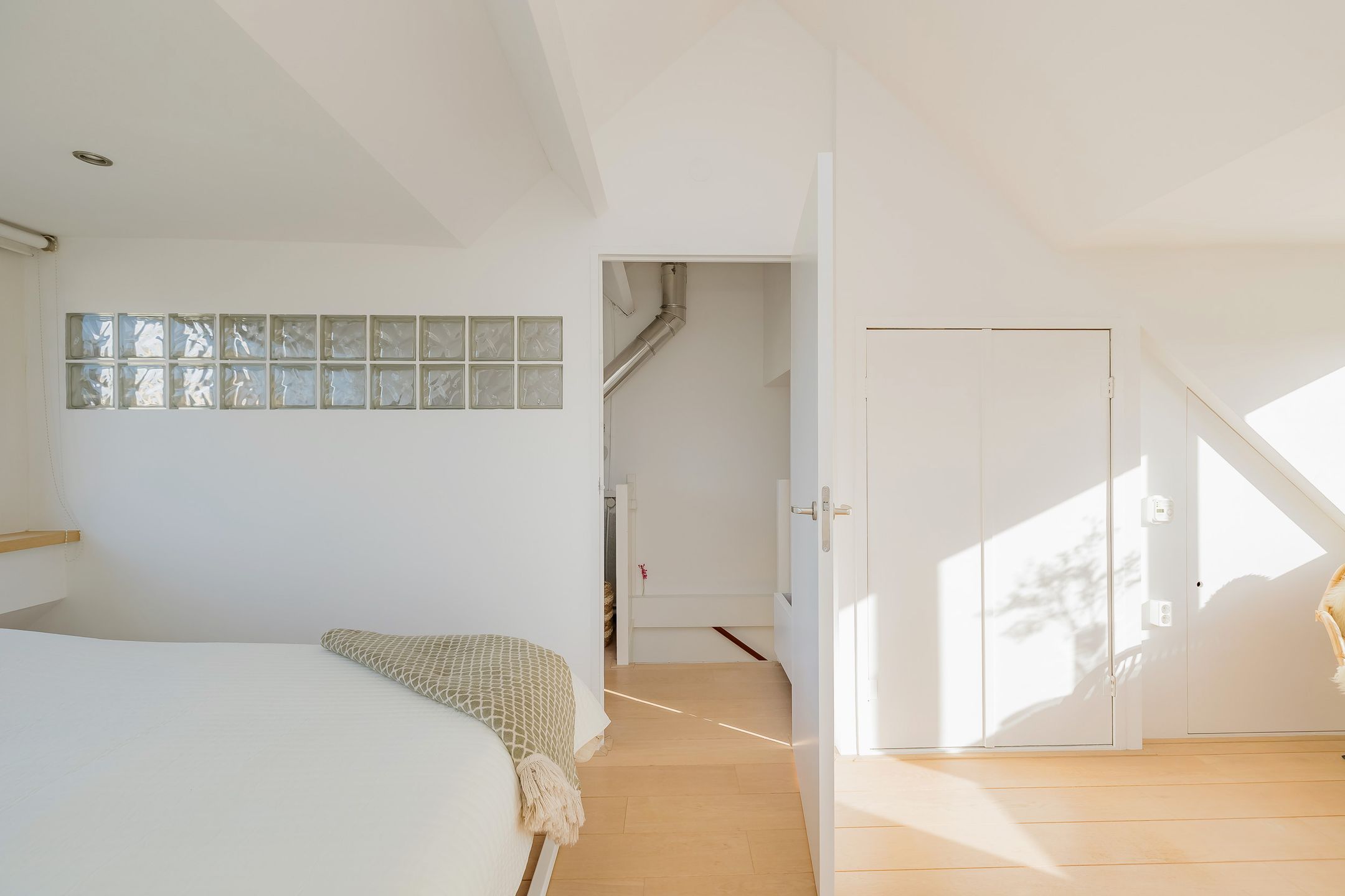 Foto 39 van Grote Boterbloem 74