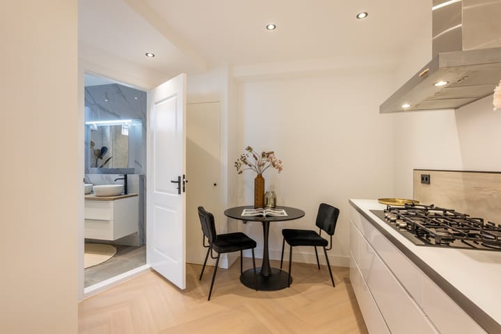 Photo 10 of Bleekstraat 100