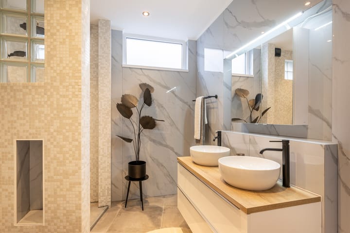 Photo 31 of Bleekstraat 100