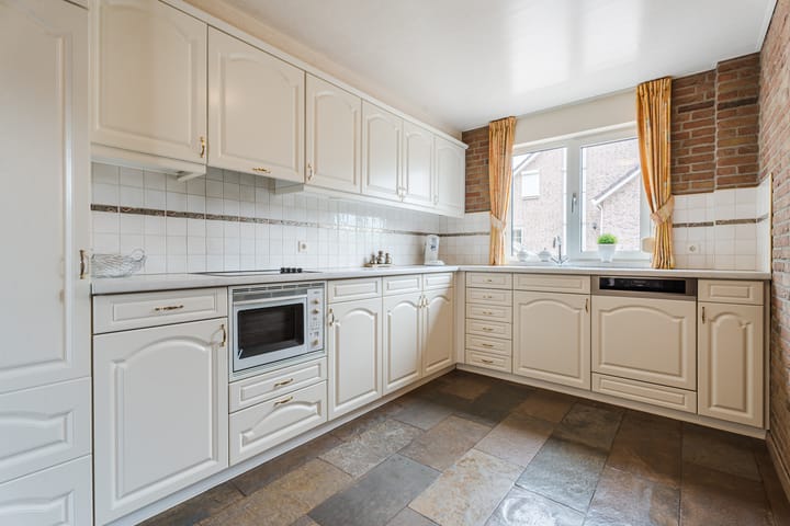 Photo 13 of Klaverberg 16