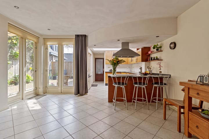 Photo 12 of Tramstraat 93