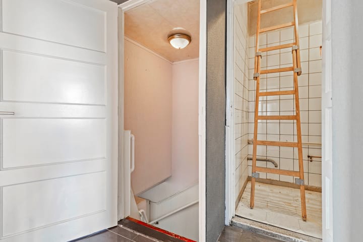 Foto 21 van van Ruysdaelstraat 23