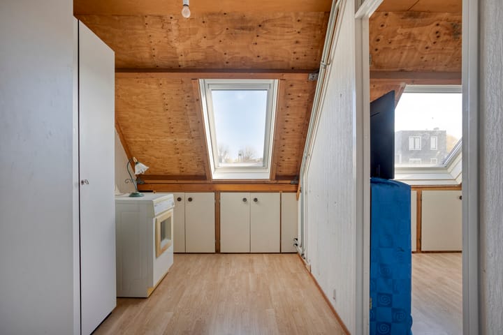 Foto 17 van Bredaweg 7