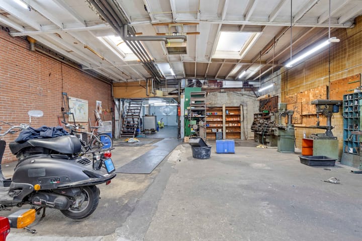 Foto 39 van van Ruysdaelstraat 23