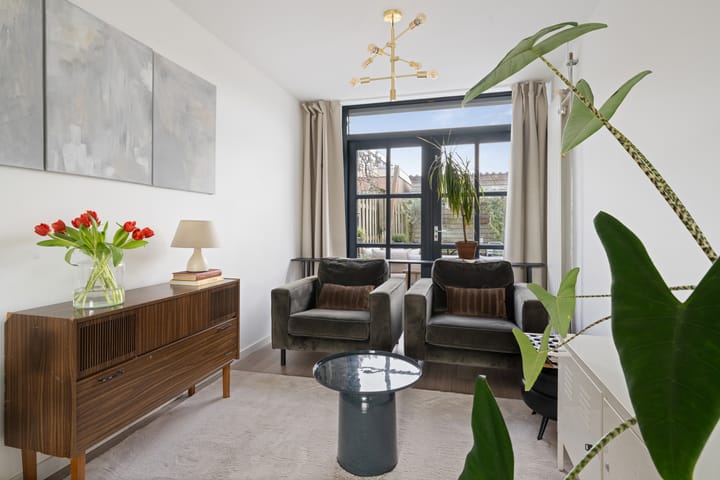 Foto 10 van Vondellaan 25