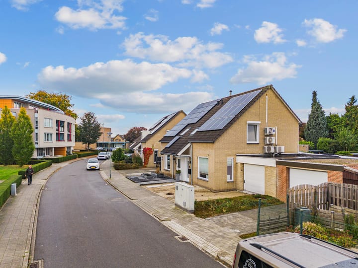 Photo 33 of Joannes Riviusstraat 25