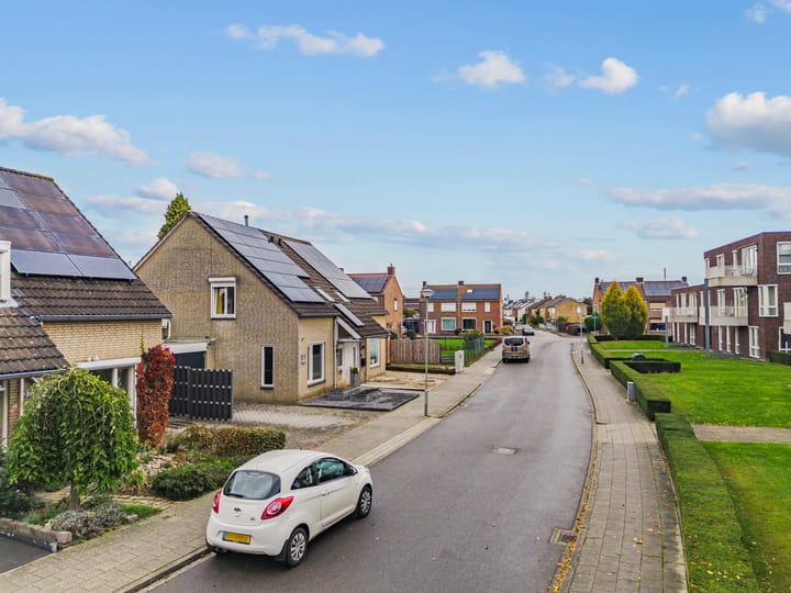 Photo 36 of Joannes Riviusstraat 25