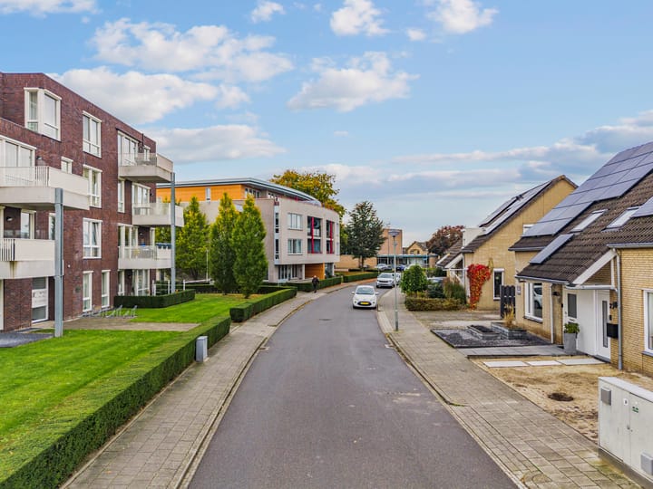 Photo 37 of Joannes Riviusstraat 25