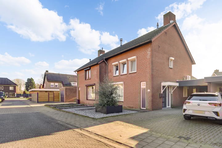 Foto 6 van Leeuwebekstraat 54