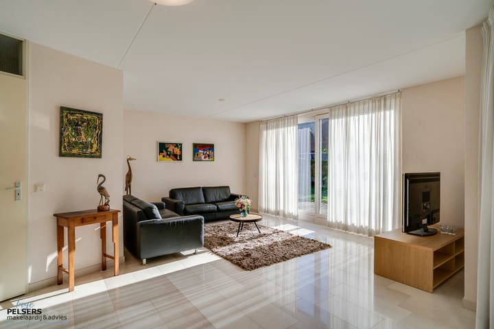 Foto 5 van Veenmos 4