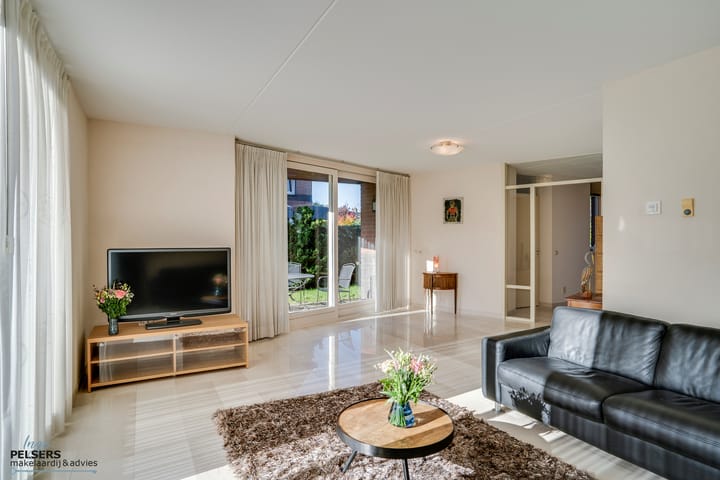 Foto 8 van Veenmos 4