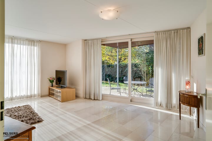 Foto 3 van Veenmos 4