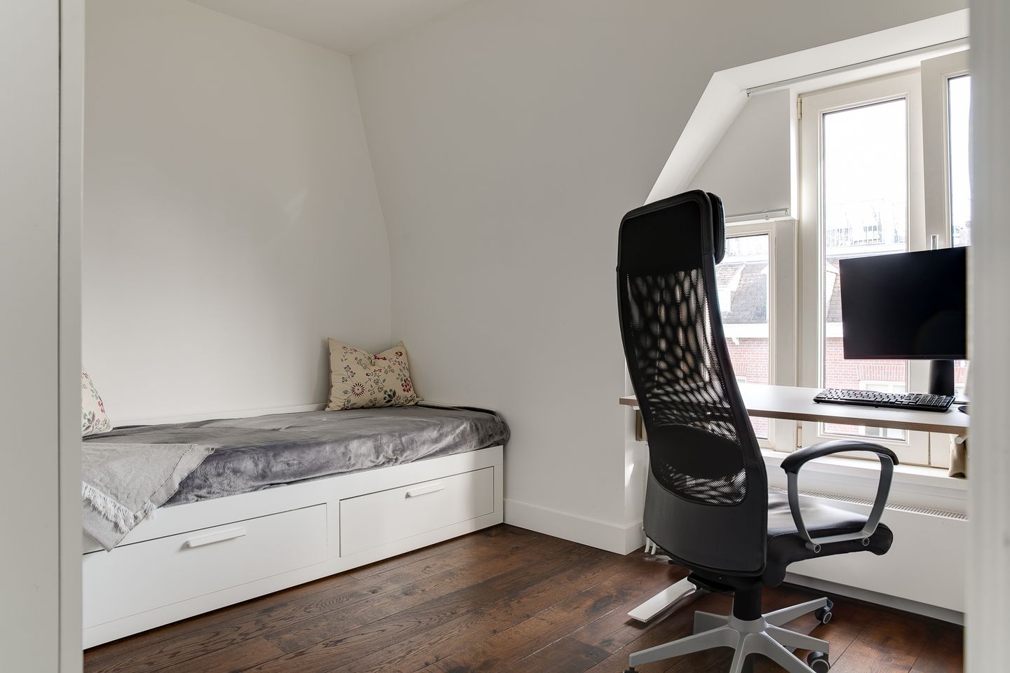 Foto 19 van Veerstraat 72-3