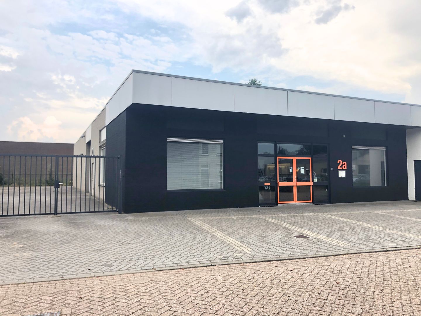 View photo 1 of Nijverheidsweg 2-A