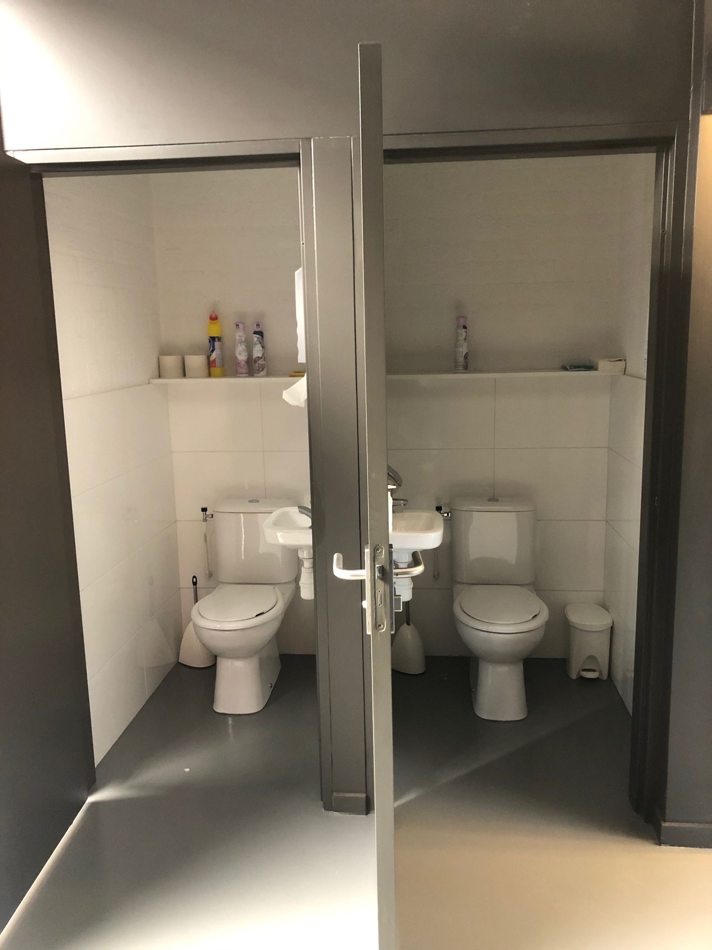 View photo 3 of Nijverheidsweg 2-A