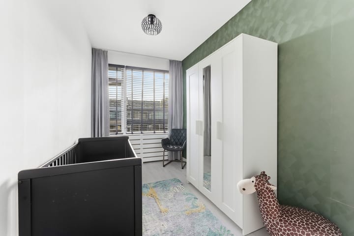 Photo 28 of Paulus Potterstraat 13