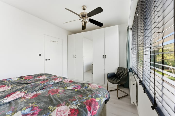 Photo 34 of Paulus Potterstraat 13