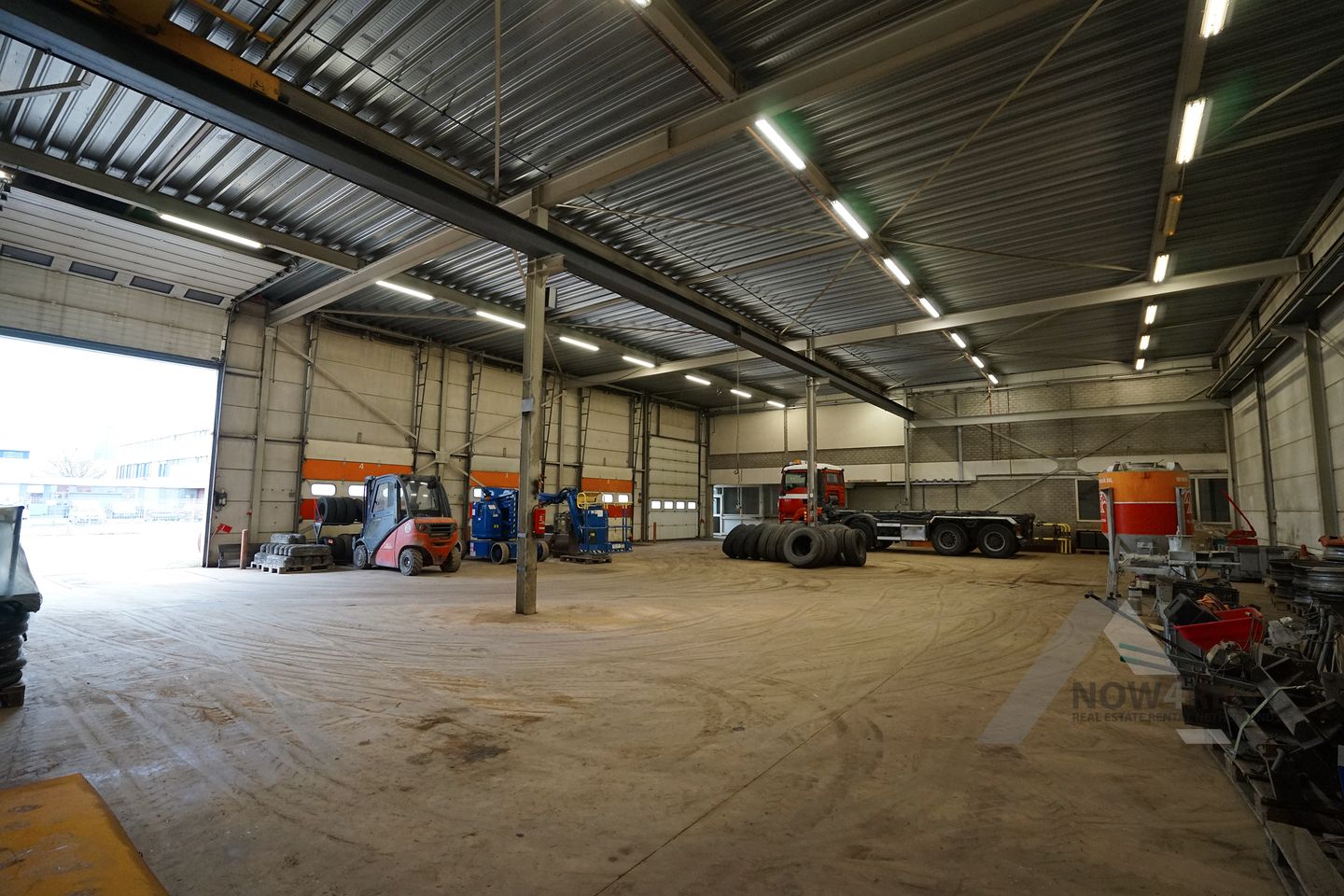 View photo 5 of De Run 4218