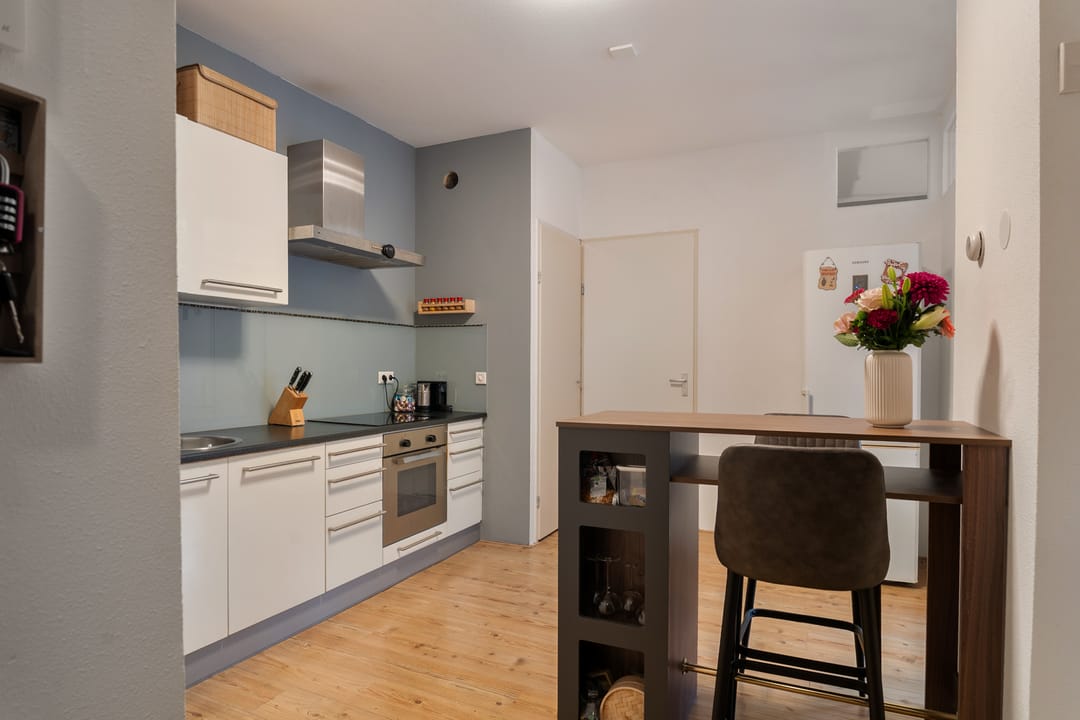 Photo 2 of Kromme Wiekstraat 9-D