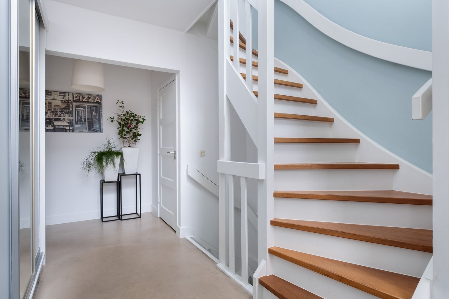 Photo 25 of Utrechtsestraat 10