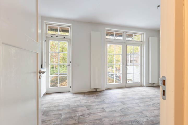 Foto 9 van Spuiweg 144