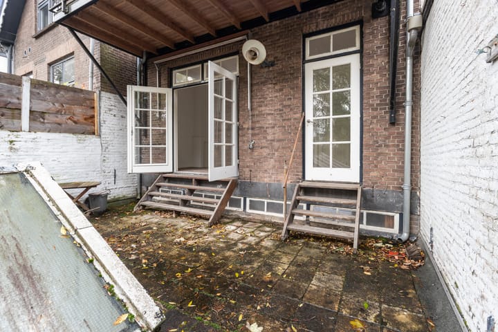 Foto 18 van Spuiweg 144