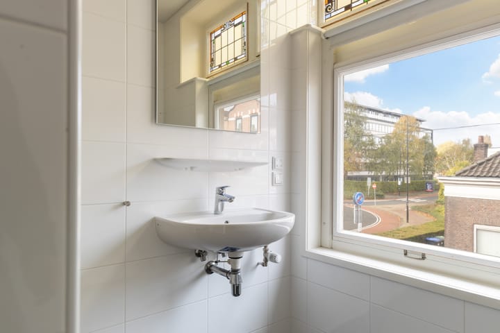 Foto 32 van Spuiweg 144