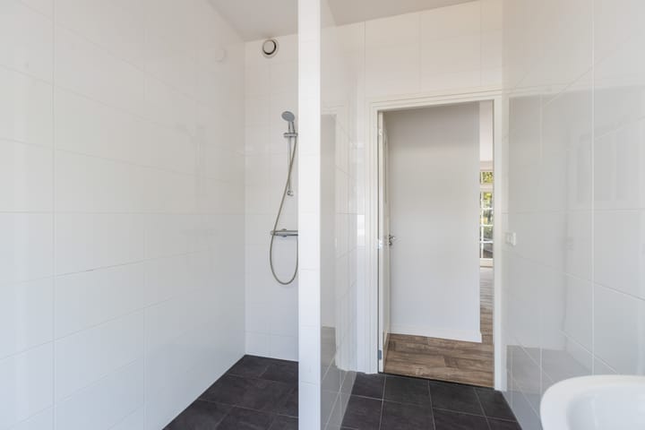 Foto 33 van Spuiweg 144