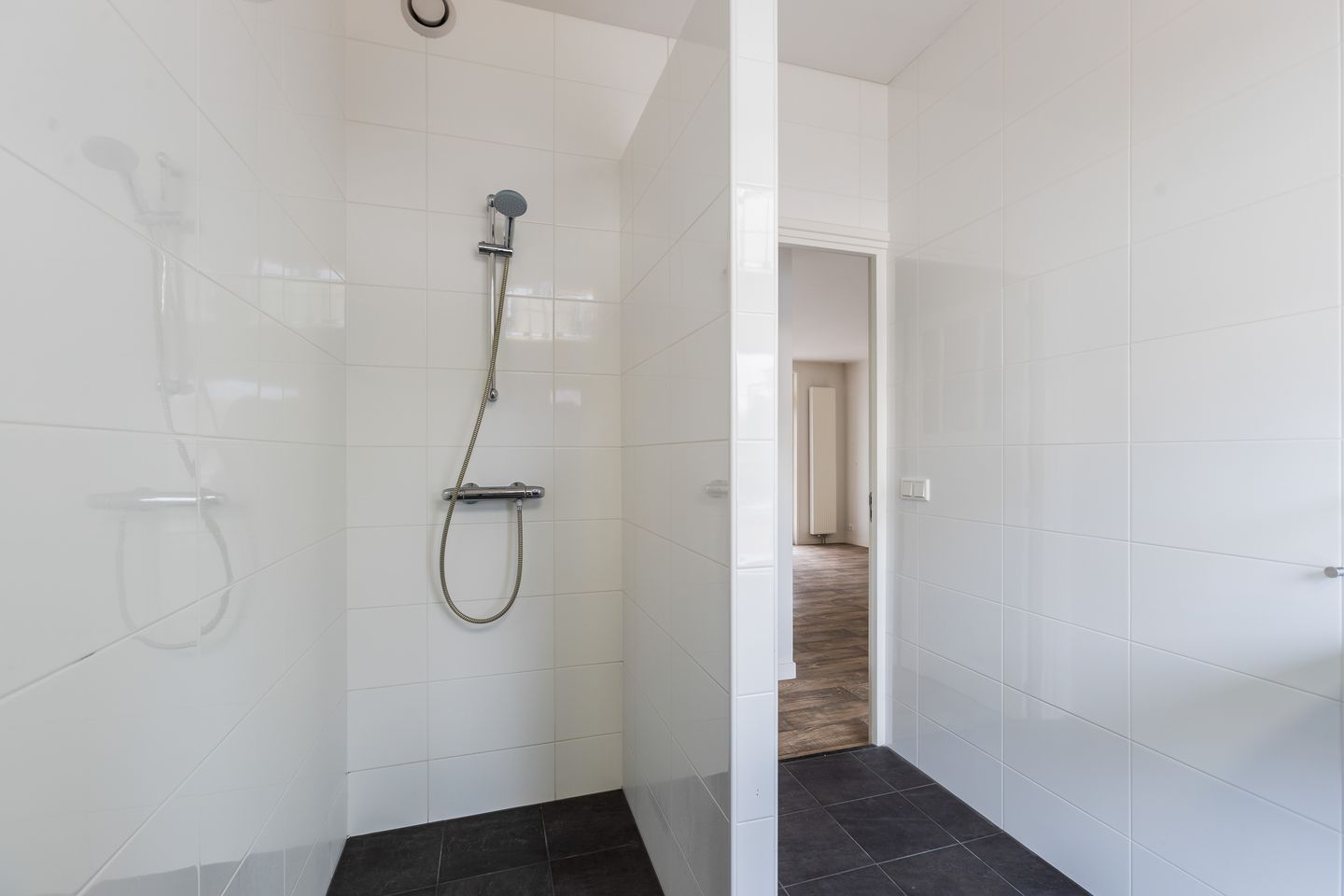 Foto 34 van Spuiweg 144