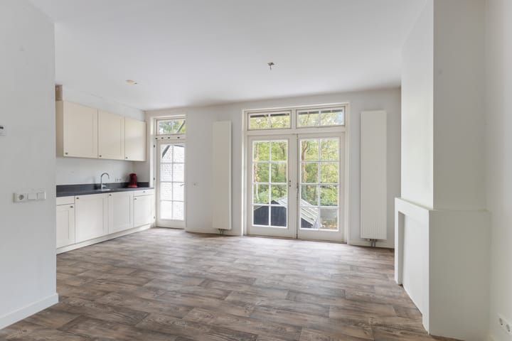 Foto 10 van Spuiweg 144