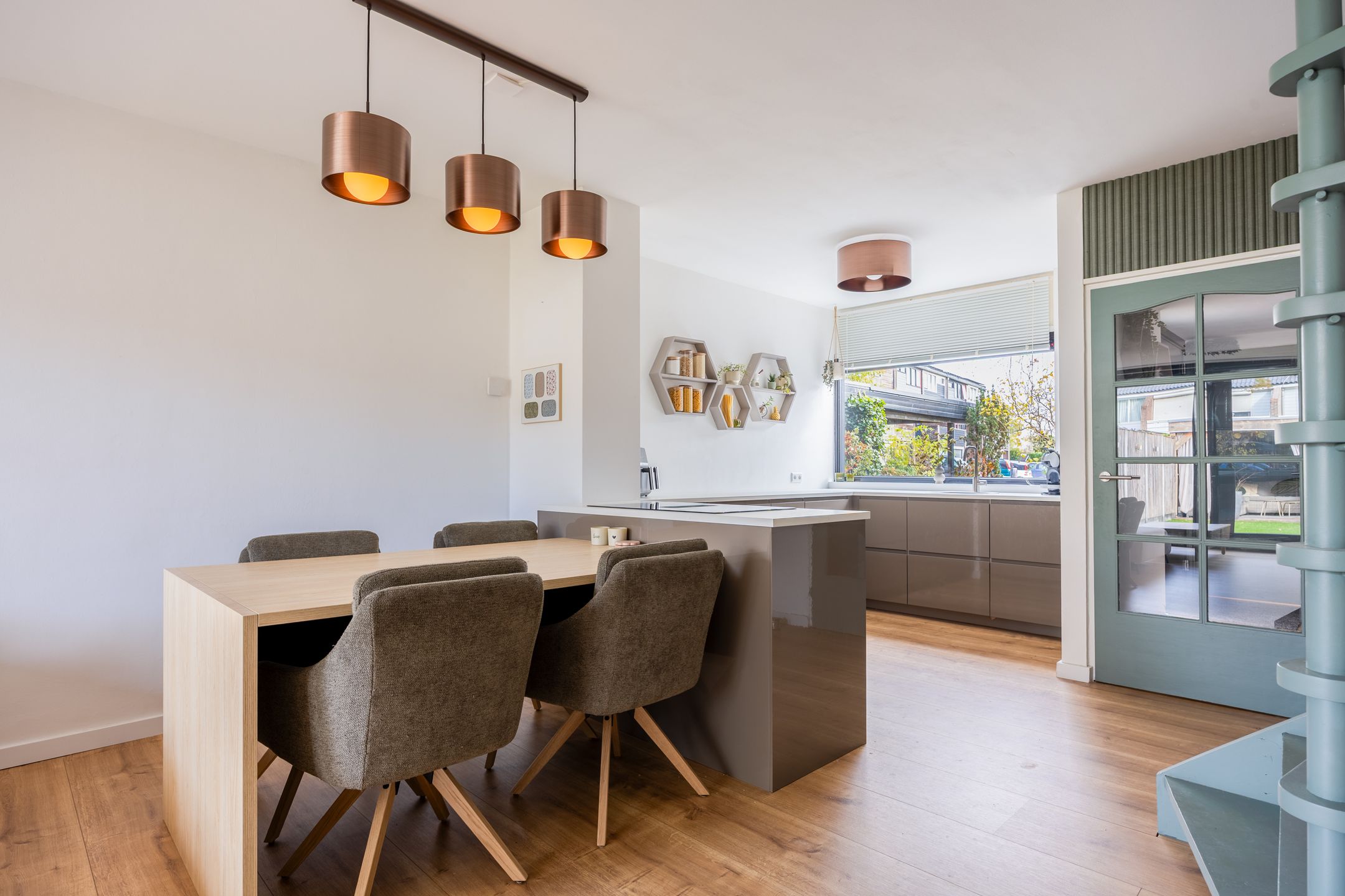 Photo 12 of Dokter Kanterslaan 164