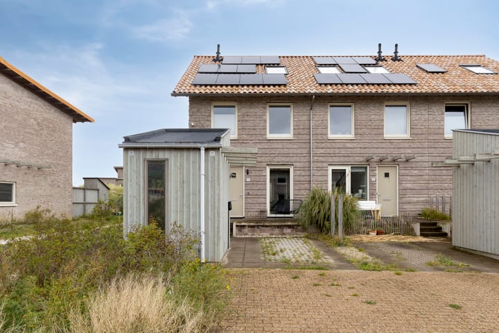 Photo 28 of Sterduinstraat 68