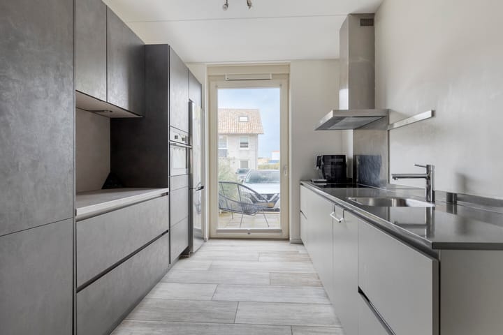 Photo 9 of Sterduinstraat 68