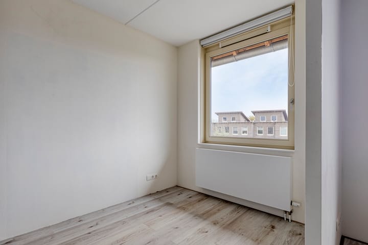 Photo 17 of Sterduinstraat 68