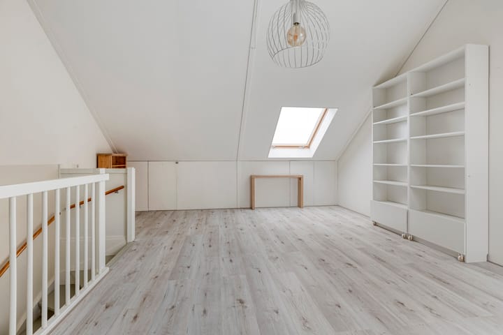 Photo 24 of Sterduinstraat 68