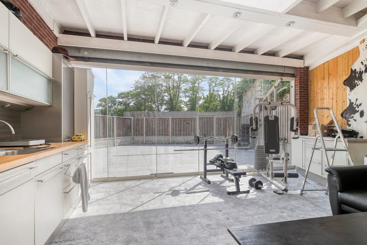 Foto 21 van Parallelweg 42