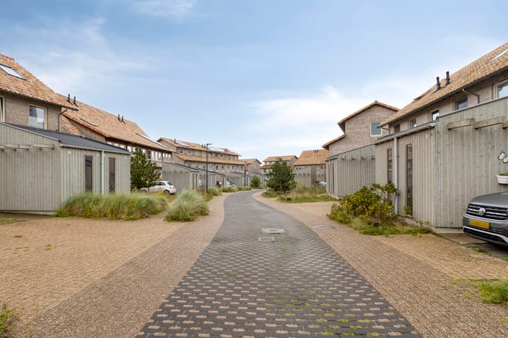 Photo 31 of Sterduinstraat 68