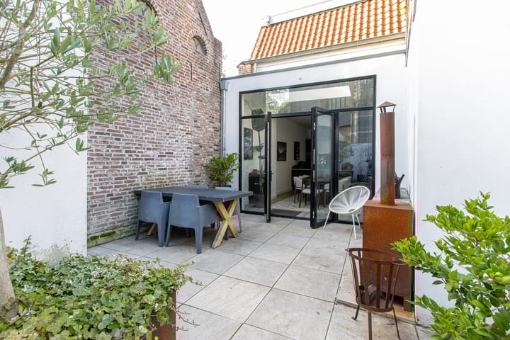 Photo 3 of Nieuwstraat 18