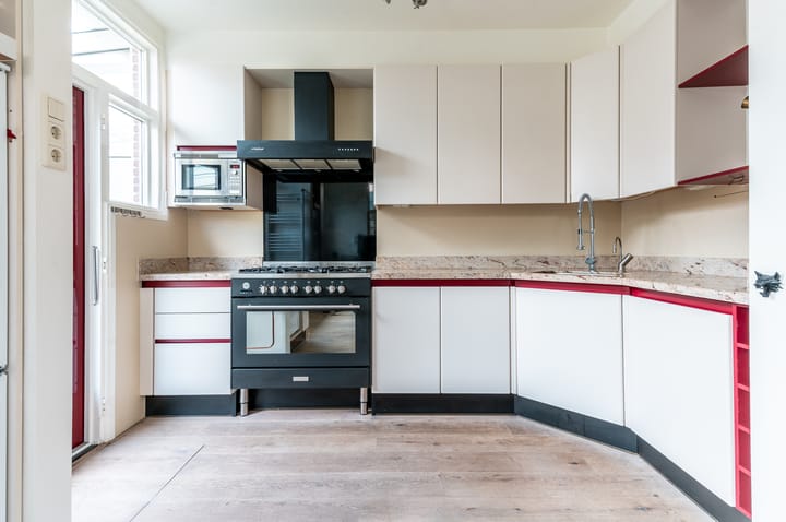 Photo 17 of Friedalaan 35