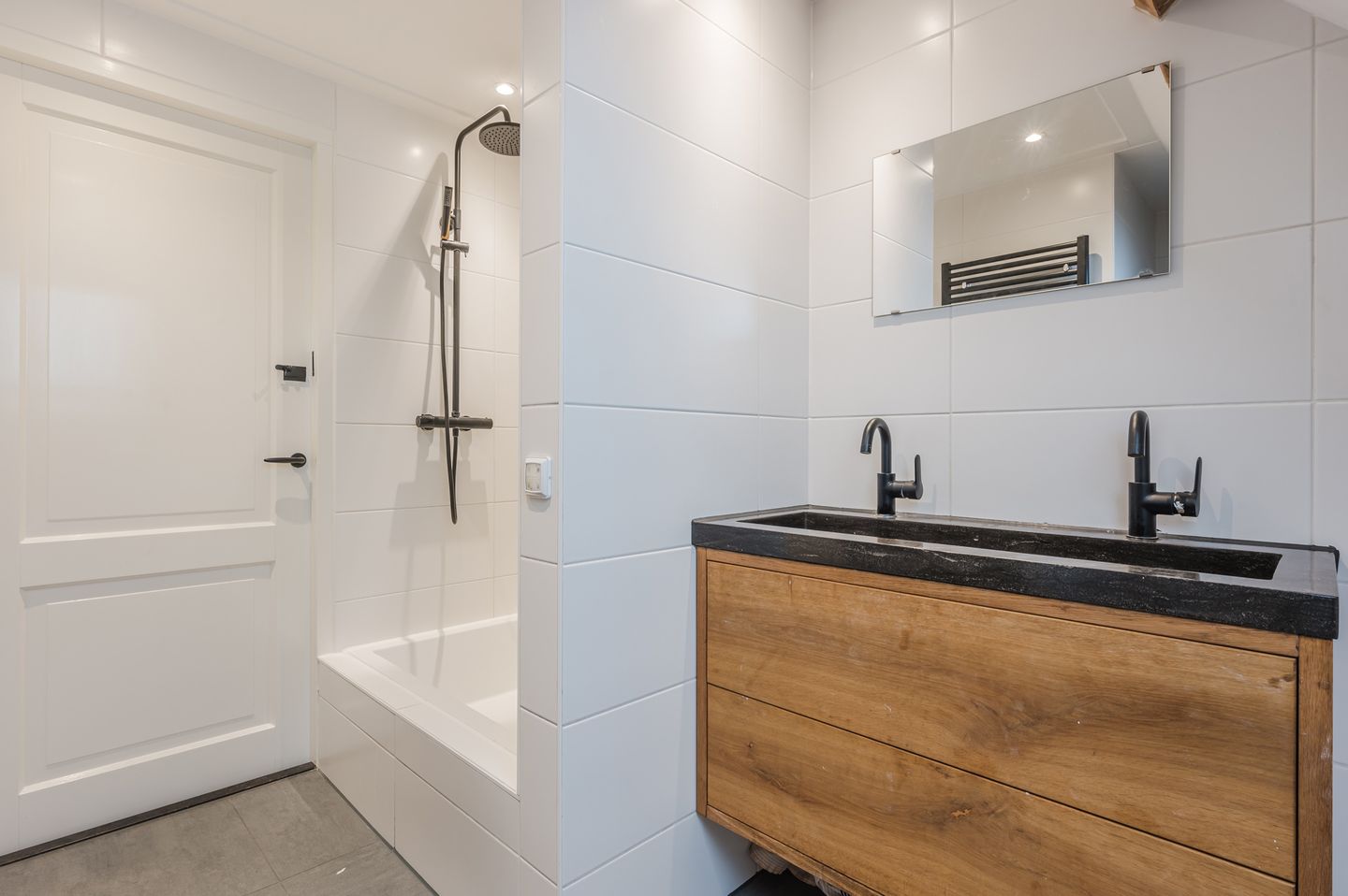 Foto 35 van Adrianastraat 74