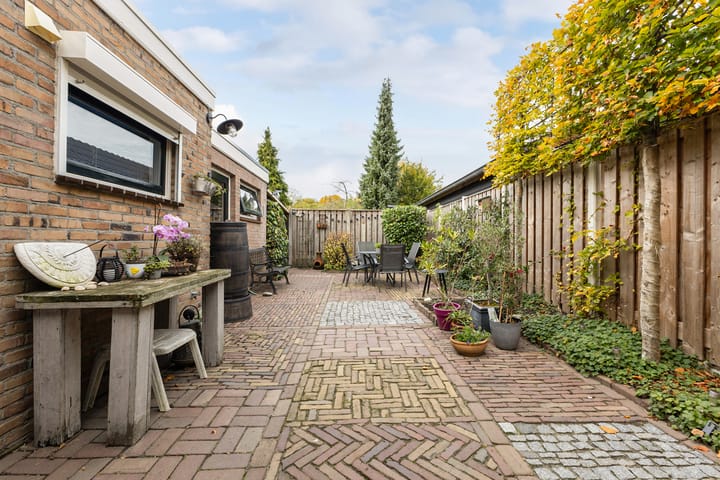 Foto 42 van Valkenierslaan 153