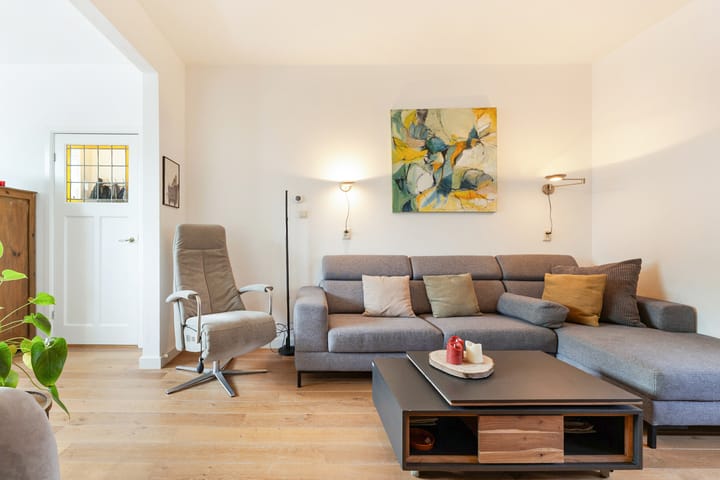 Foto 15 van Valkenierslaan 153