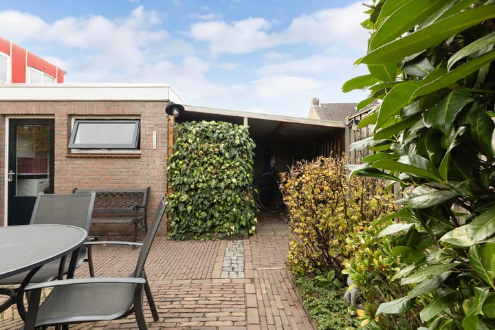 Foto 41 van Valkenierslaan 153