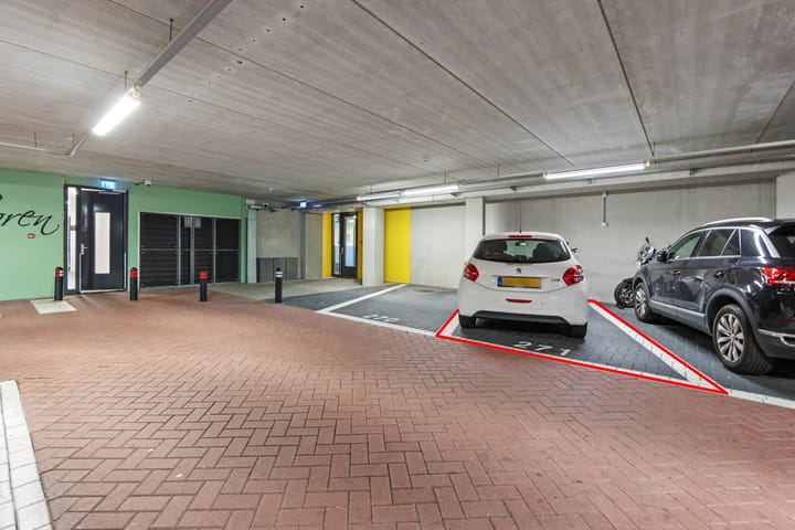 Photo 44 of Fluitschiplaan 169