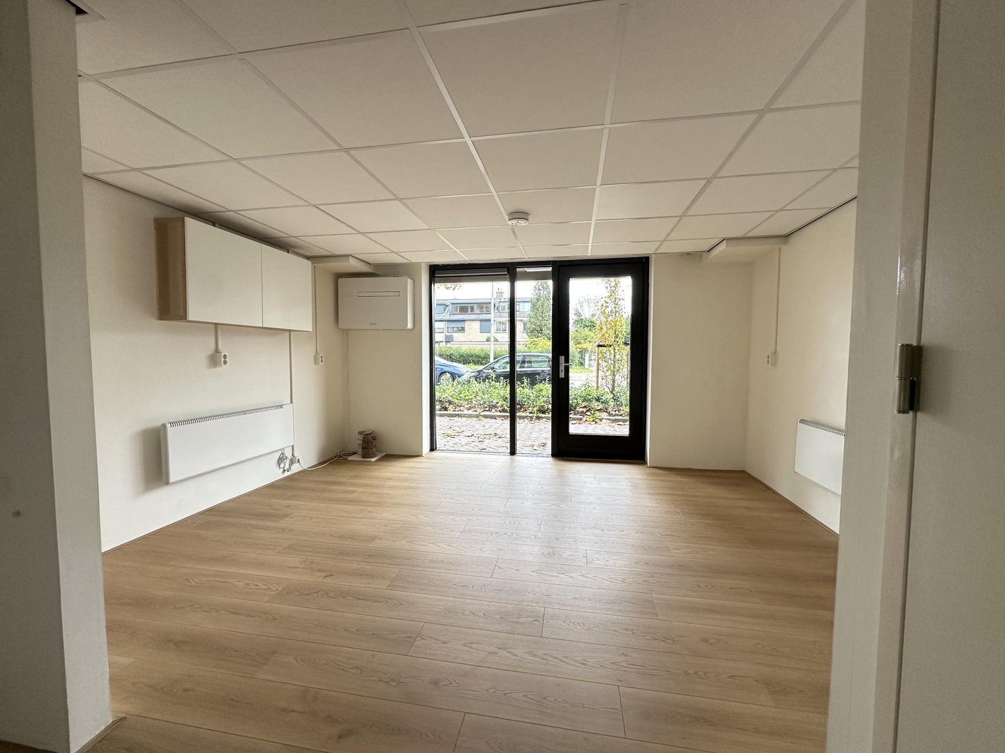 View photo 2 of Lankforst 1416