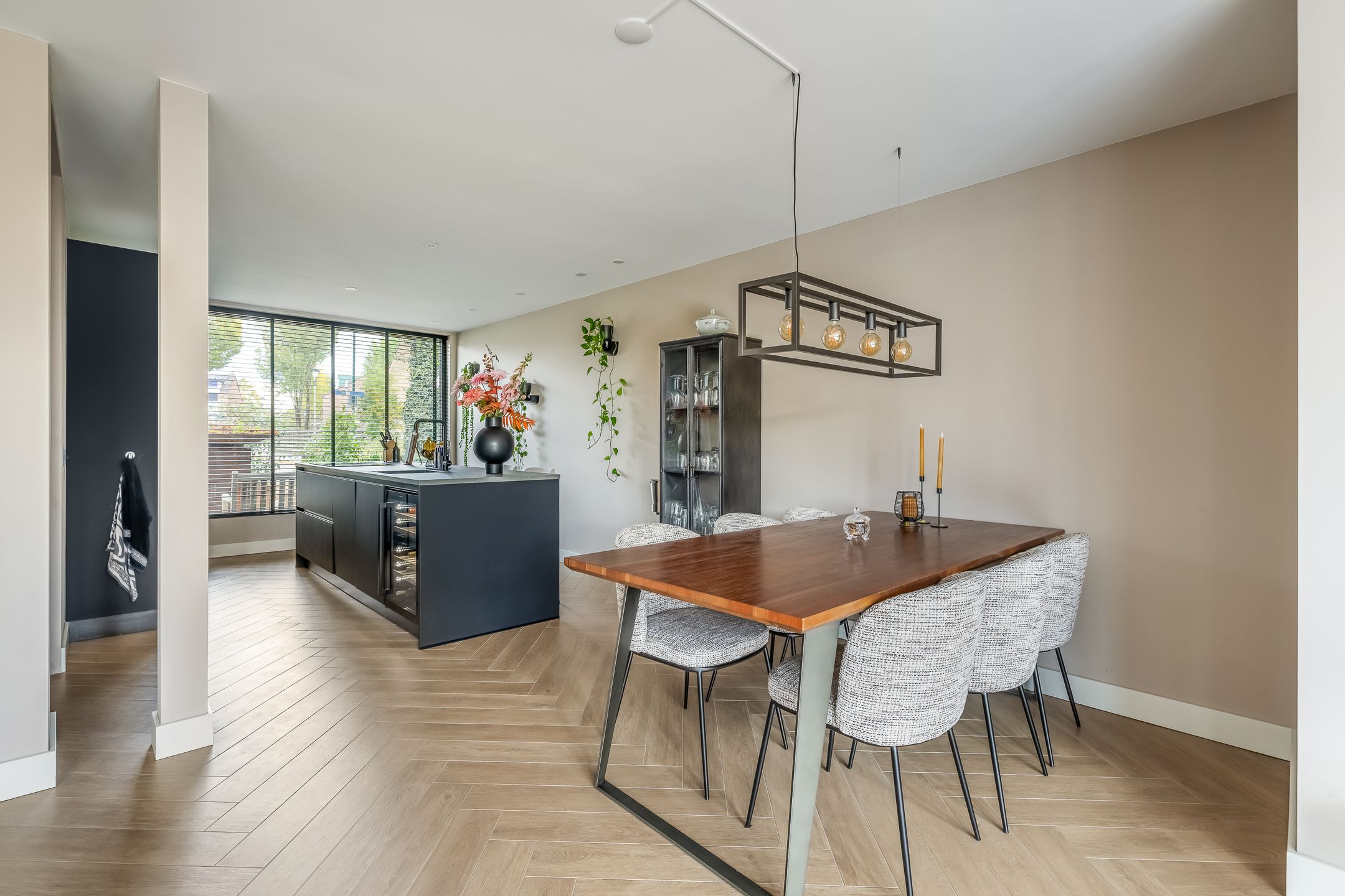 Foto 12 van Koningin Emmaweg 15