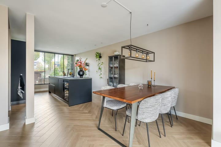 Foto 12 van Koningin Emmaweg 15