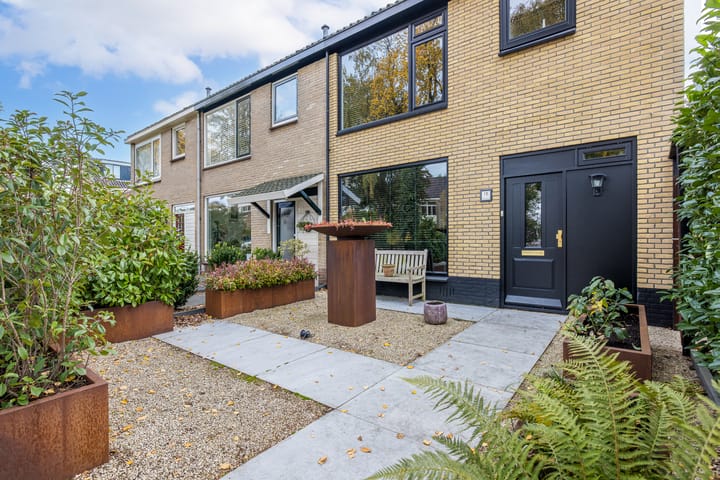 Foto 60 van Koningin Emmaweg 15