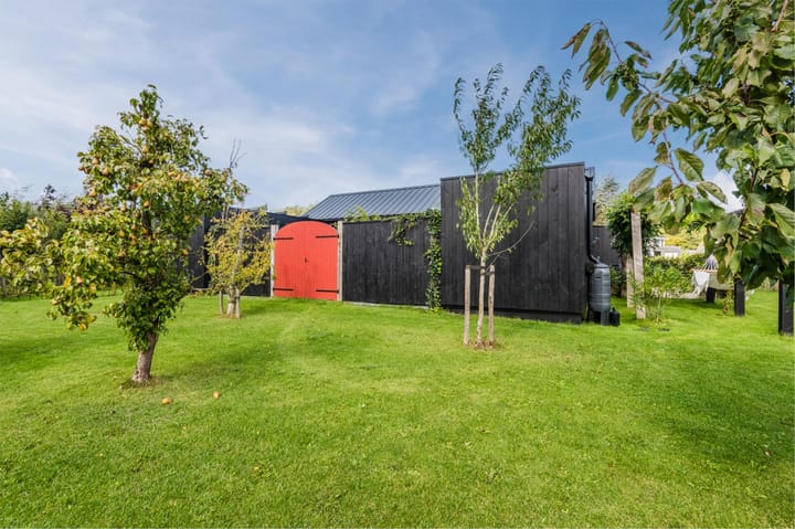 Photo 55 of Auguste Comteweg 108